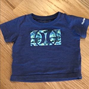 18 M Hurley Tshirt